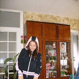 Анюта, Киев