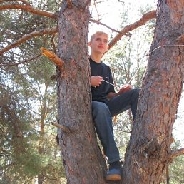 Максим, Кировск