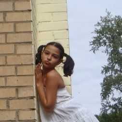 Света, Москва