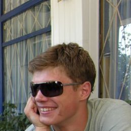 Артём, Москва